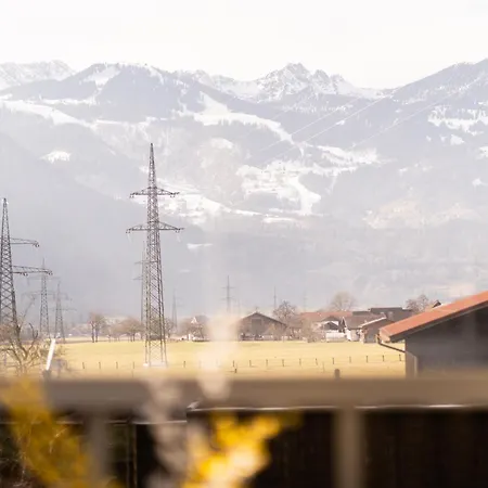 Homy Alpine Panorama Apartman *